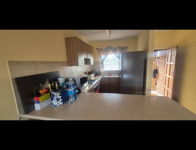 2 BEDROOM APARTMENT FOR SALE IN FLORIDA